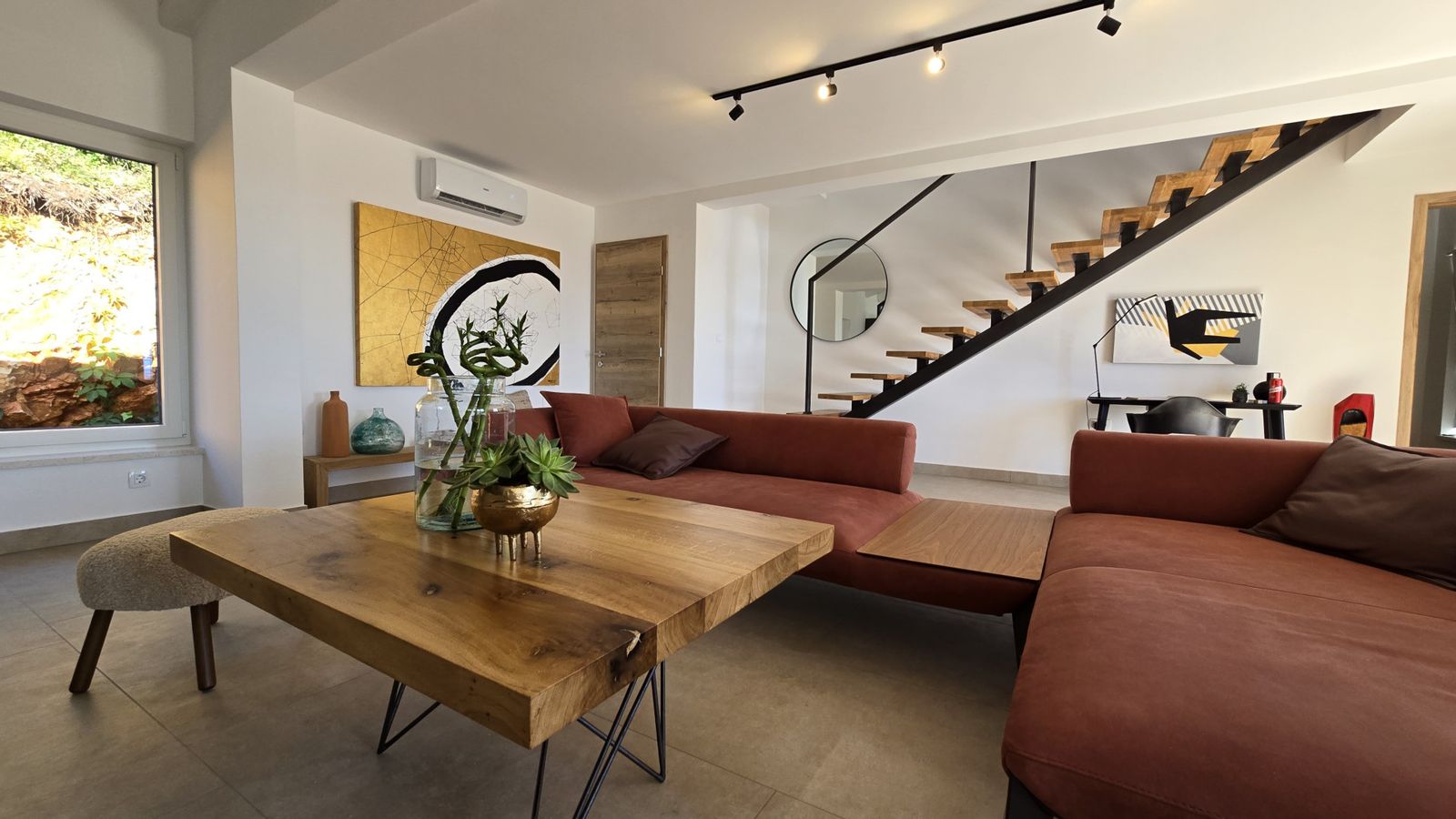 Living room, yellow canvas at Villa Casa Bacchus