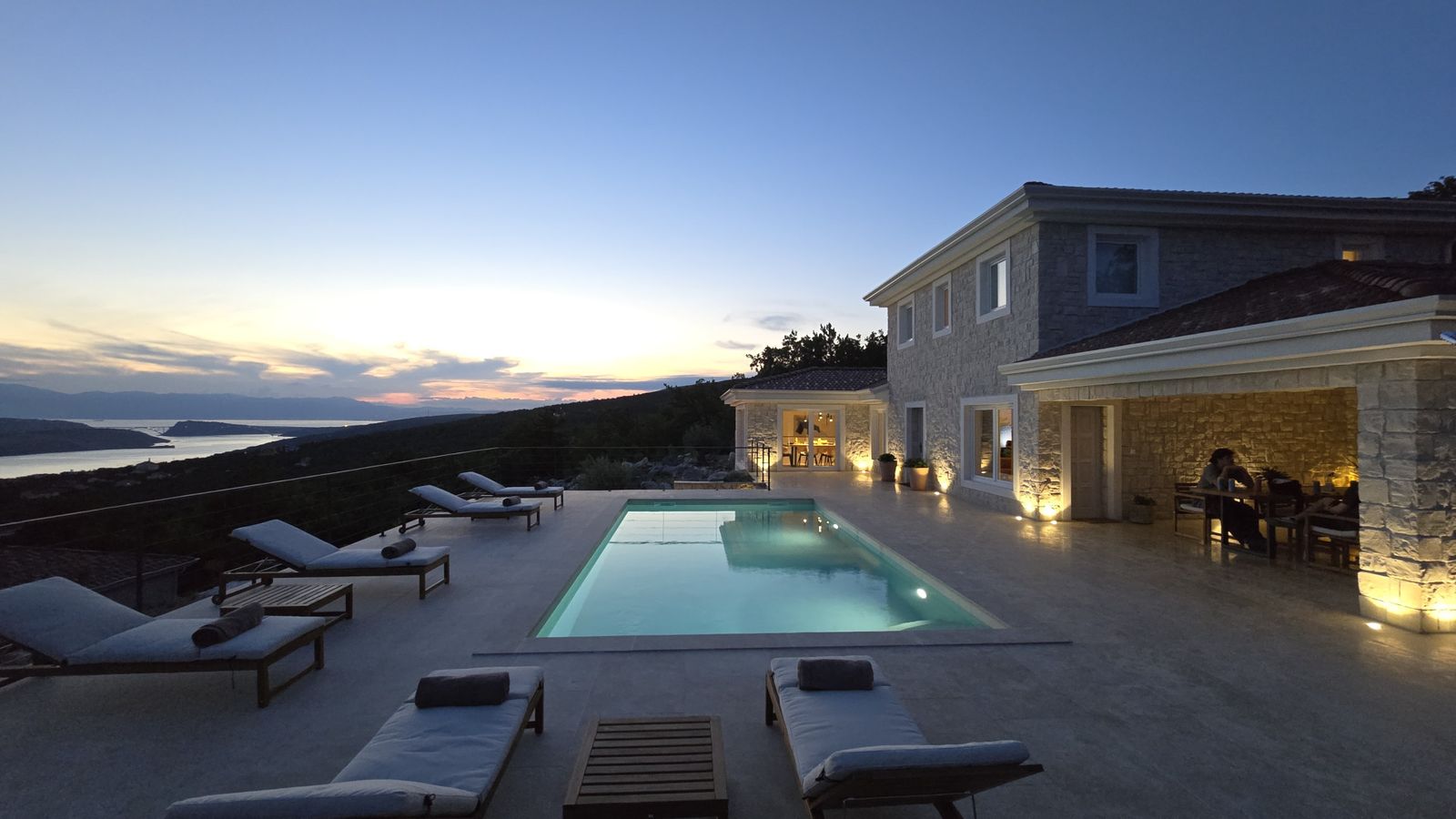 Evening light on the terrace at Villa Casa Bacchus