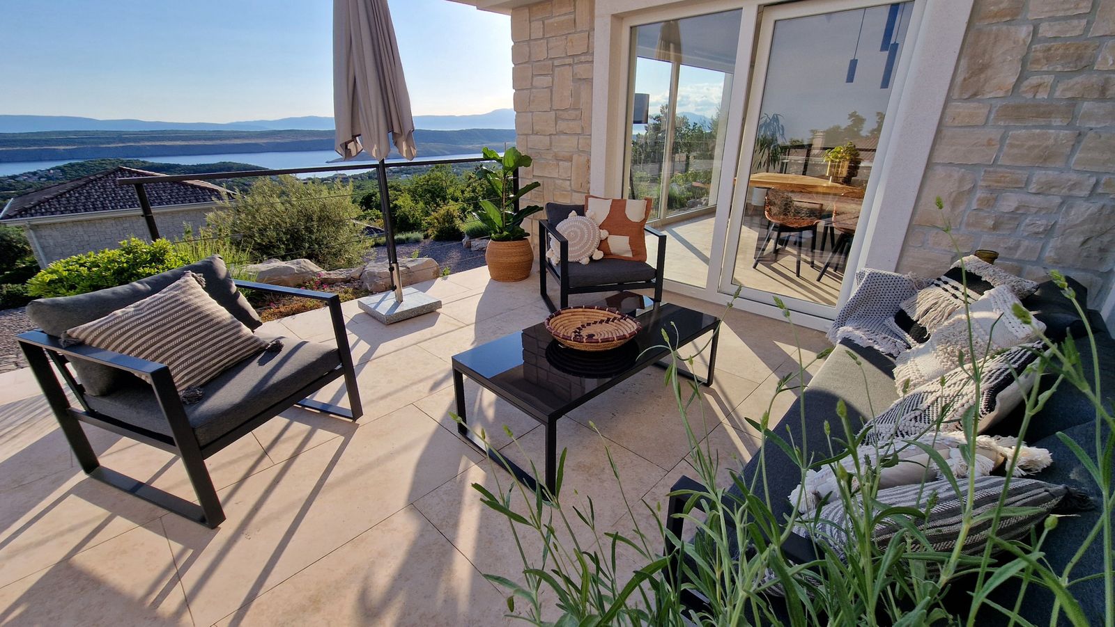 Morning view from the lounge at Villa Casa Bacchus